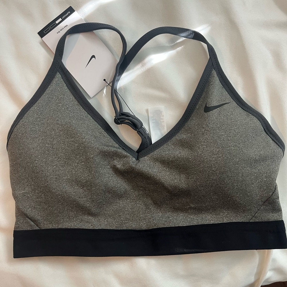 NEW WITH TAGS Nike sports bra